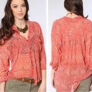 Free People Sheer Button-up blouse/coral red geometric print/Sheer